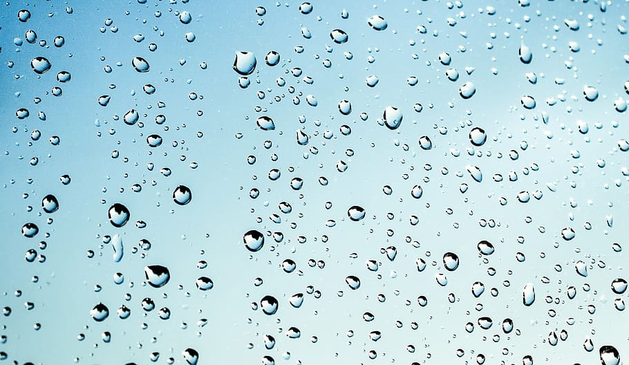 gotes, primer pla, rosada, macro, gotes de pluja, aigua, gotes d'aigua, tirar, humit, pluja, transparent, fons, naturalesa, cap gent, frescor, finestra, marc complet, menjar i beguda, refresc, a l'interior, gota de pluja, vidre - material, blau, puresa, temporada de pluges, fons abstractes, 2K