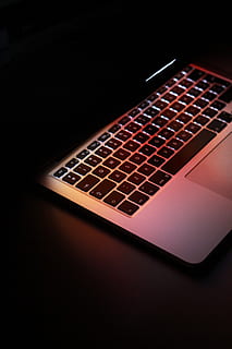 keyboard, electronics, hardware, computer keyboard, computer hardware, computer, pc, laptop, mouse, cpu, electronic chip, mat, mousepad, tape player, modem, gold, desktop, disk, adapter, stained glass, technology, communication, studio shot, wireless technology, computer equipment, indoors, black background, connection, no people, close-up, copy space, computer part, dark, internet, black color, single object, table, computer key, keypad, 4K, CC0, public domain, royalty free
