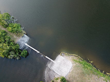 vihreät saarekkeet, vesi, luonto, ulkona, joki, emä, maisema, ilmakuva, drone-näkymä, maa, rantaviiva, drone-laukaus, drone-valokuva, oldsmar-puisto, anita denunzio, drone-valokuvaus, valtameri, korkea kulma, kauneus luonnossa, liike, kasvi, päivä, ei ihmisiä, vesivoima, polttoaineen ja sähköntuotantoon, ympäristö, ympäristönsuojelu, maisemat - luonto, puu, uusiutuva energia, virtaava vesi, voimaa luonnossa, virtaava, virtalähde, 4K, CC0, public domain, rojaltivapaa