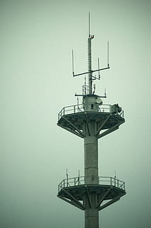 antena, electrònica, onades, satelital, gsm, perill, abast, torre, gris, fosc, transmissió, això, ràdio, ones de ràdio, modernitat, velocitat, comunicació, control remot, comunicació remota, cel, estructura construïda, arquitectura, cap gent, antena - antena, naturalesa, tecnologia, cel clar, connexió, vista d’angle baix, equips de telecomunicacions, a l'aire lliure, tecnologia sense fils, còpia espai, dia, satèl·lit, alta - alta, comunicacions globals, 2K, CC0, domini públic, lliure de regalies