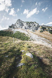 昼間の山, 自然, 屋外, 山, スイス, 山脈, 荒野, スロープ, 接地, Rossflue ow, 飢え, 鳥, 動物, ピーク, 田舎, 道路, 工場, 高原, 風景, 木, モミ, 空, 自然の美しさ, 雲 - 空, 草, 静けさ, 静かな情景, 日, 環境, 風景 - 自然, 土地, 非都市シーン, 岩, 無人, 成長, ロック - オブジェクト, トレイル, 山頂, 5K, CC0, パブリックドメイン, ロイヤリティフリー