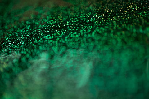 red, holographic paper backgrounds, abstract, texture, paper, christmas, xmas, bokeh, holographic, backgrounds, selective focus, green color, no people, technology, close-up, full frame, industry, pattern, textured, connection, communication, computer, indoors, textile, blue, electronics industry, data, complexity, turquoise colored, 4K, CC0, public domain, royalty free