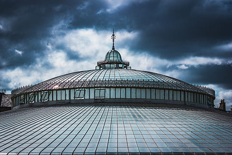 edificio a cupola grigia, nuvola - cielo, architettura, cupola, cielo, esterno dell'edificio, struttura costruita, destinazioni di viaggio, città, religione, natura, nessuno, luogo di culto, costruzione, spiritualità, viaggio, nuvoloso, credenza, sezione alta, all'aperto, governo, guglia, 5K, CC0, dominio pubblico, privo di copyright