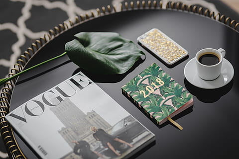 top, view, black, table, 2018 calendar agenda, wireless technology, computer, indoors, technology, no people, communication, connection, close-up, food and drink, computer equipment, high angle view, laptop, studio shot, cup, drink, mug, desk, furniture, gray, green color, keyboard, crockery, 5K, CC0, public domain, royalty free