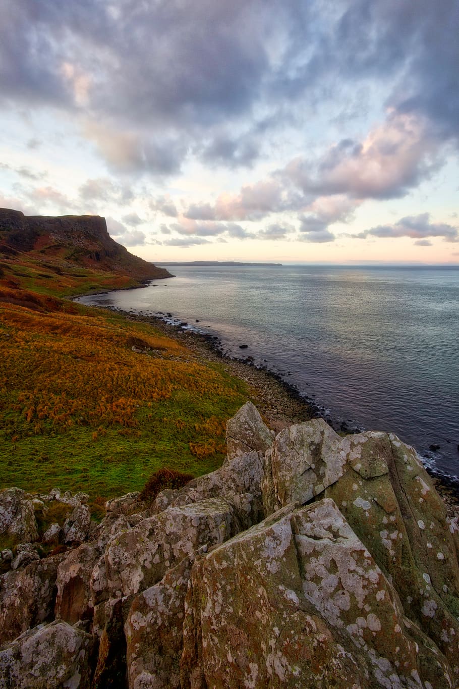 naturskøn, udsigt, ocean, daggry, strand, skyer, miljø, horisont, idyllisk, natur, Oceanshore, Oceanside, klipper, landskab, hav, marinemaleri, kysten, havet, kyst, himmel, sten, vand, sky - himmel, scenics - natur, skønhed i naturen, rolig scene, ro, horisont over vand, klippe, jord, ikke-urbane scene, solid, rock-objekt, ingen mennesker, udendørs, klippekyst, 4K