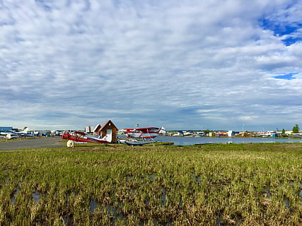 Aljaška, floatplane, letadlo, mrak - nebe, nebe, rostlina, tráva, přistát, voda, Příroda, stavba, den, architektura, růst, scenics - příroda, zelená barva, krása v přírodě, pole, nikdo, krajina, námořní plavidlo, moře, venku, 2K, CC0, veřejná doména, bez autorských práv
