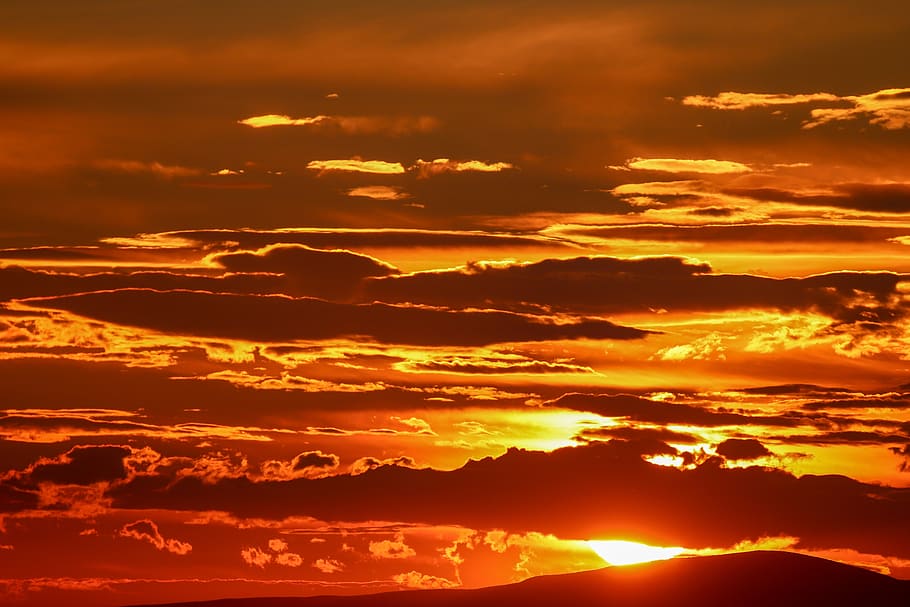apus de soare, cer, nori, dispozitie, Abendstimmung, amurg, cerul de seară, a arde, luminos, atmosfera, natură, peisaj, frumusețe în natură, nor - cer, scenice - natura, culoare portocalie, liniște, o scenă liniștită, dramatic cer, idilic, lumina soarelui, mediu inconjurator, soare, veneraţie, nici o persoana, vibrante, în aer liber, cerul romantic, 5K