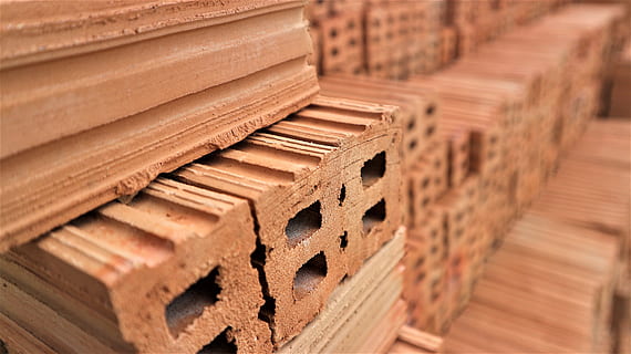 cărămizi, piatră, perete, model, textură, cărămidă, structura, arhitectură, zidărie, pietre, clădire, blocuri, stare brută, dreptunghi, maro, cusătură, mortar, perete de piatra, zidita, urban, suprafaţă, exterior, alb, lemn - material, nici o persoana, grămadă, fundaluri, selectiv, a închide, cadru complet, grup mare de obiecte, consecutiv, să se concentreze asupra primelor elemente, texturată, natură moartă, construită, aranjament, lemn, repetiţie, industrie, 5K, CC0, domeniu public, fără drepturi de autor
