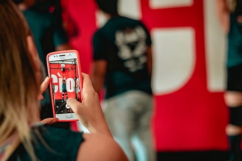 elektronik, cep telefonu, telefon, insan, kişi, egzersiz yapmak, crossfit giyim, crossfit egzersiz programı, Crossfit açık, brasil, crossfit sporcular, Victor Freitas, Crossfit açık 2019, crossfit ayakkabı, crossfit yarışmaları, treino, crossfit oyunları 2019, gambaru crossfit, crossfit amrap, teknoloji, kablosuz teknoloji, tutma, bir grup insan, iletişim, akıllı telefon, taşınabilir bilgi cihazı, KADIN, fotoğrafçılık temaları, sanat kültürü ve eğlence, aktivite, çocuk, içeriye, boş zaman etkinliği, fotoğraflama, yetişkin, insanlar, kızlar, ön plana odaklanmak, genç, Gençlik, çekim, 5K, CC0, kamu malı, telif ücretsiz