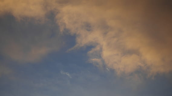 fons de pantalla, fons de pantalla hd, cel, núvol, naturalesa, paisatge, núvol - cel, bellesa a la natura, escenics - natura, vista d’angle baix, tranquil·litat, cap gent, fons, cloudscape, escena tranquil·la, marc complet, a l'aire lliure, meteorologia, idíl·lic, cel dramàtic, medi ambient, posta de sol, dia, 4K, CC0, domini públic, lliure de regalies