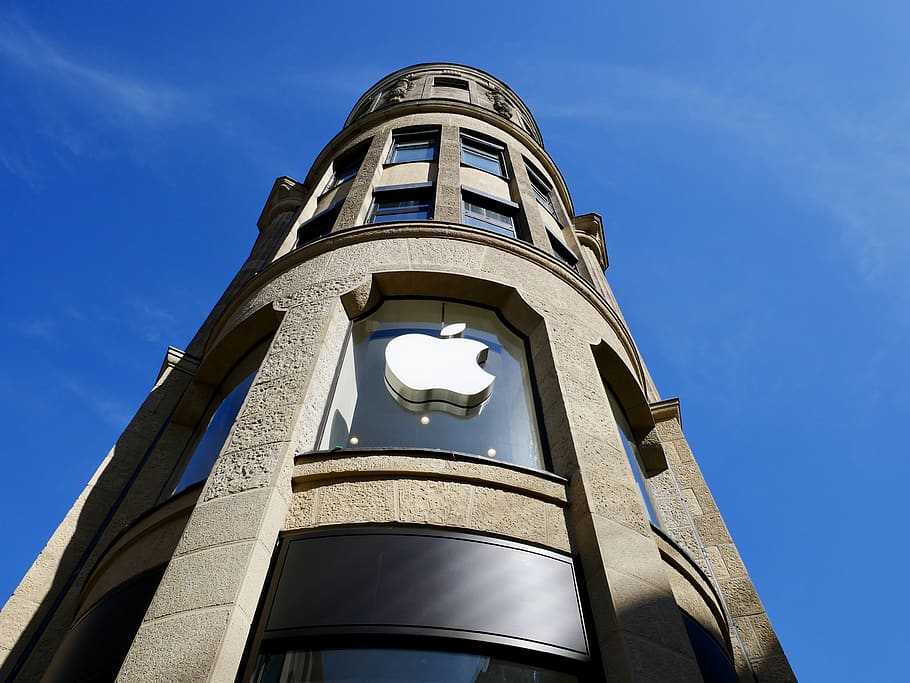 Německo, Kolín nad Rýnem, architektura, köln, Apple obchod, obchod, modrá obloha, nebe, slunce, letní, jaro, jablko, lumix, g81, panasonic lumix g81, lumix g81, g85, horký, Sluneční svit, tech, nízký úhel pohledu, stavba, exteriér budovy, modrý, budova, nikdo, Příroda, věž, den, venku, čisté nebe, okno, slunečního světla, kov, vysoká - vysoká, oblouk, město, 4K