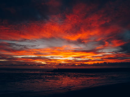panoramico, vista, oceano, tramonto, spiaggia, nuvole, buio, drammatico, ambiente, idilliaco, natura, Oceanshore, Oceanside, tranquillo, calmo, scenario, mare, paesaggio marino, riva del mare, riva, cielo, Alba, tranquillo, acqua, bellezza nella natura, nuvola - cielo, scenics - natura, colore arancione, la tranquillità, scena tranquilla, orizzonte, nessuno, orizzonte sull'acqua, cielo drammatico, terra, all'aperto, cielo romantico, 4K, CC0, dominio pubblico, privo di copyright