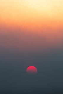 auringonlasku, aurinko, kaltevuus, oranssi, pastelli, tapetti, taivas, savu, usva, pilvi, cloudscape, punainen, hämärä, kulo, luonto, taustat, oranssi väri, sininen, kesä, ulkona, scenics, keltainen, auringonvalo, kauneus luonnossa, abstrakti, sää, tila, päivä, kevyt - luonnollinen ilmiö, kirkas, auringonnousu - aamunkoitto, ilma, meri, maisema, monivärinen, ei ihmisiä, värit, valjeta, 5K, CC0, public domain, rojaltivapaa
