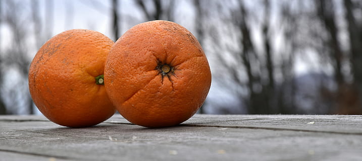 fruct, alimente, mâncat sănătos, mancare si bautura, bunăstare, culoare portocalie, lemn - material, prospeţime, nici o persoana, masa, a închide, fruct citric, să se concentreze asupra primelor elemente, mandarină, zi, copac, selectiv, plantă, portocale, organic, copt, 4K, CC0, domeniu public, fără drepturi de autor