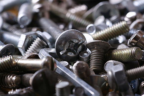 parafusos, fechar-se, monte, cromada, aço, ninguém, muitos, pesado, parafuso, ferro, cinzento, macro, objeto, metálico, inoxidável, detalhe, metal, grande grupo de objetos, porca - prendedor, abundância, indústria, quadro completo, foco seletivo, origens, equipamento, prateado colorido, dentro de casa, ferramenta de trabalho, brilhante, máquinas, tecnologia, 2K, CC0, domínio público, royalty free