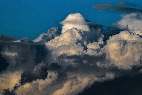 himmel, moln, stackmoln, dramatisk, natur, atmosfär, väder, clouds, meteorologi, moln - himmel, scenics - natur, skönhet i naturen, inget folk, lugn plats, utomhus, blå, lugn, dag, dramatisk himmel, miljö, bakgrunder, vördnad, storm, majestätisk, olycksbådande, 5K, CC0, offentligt domän, royaltyfria
