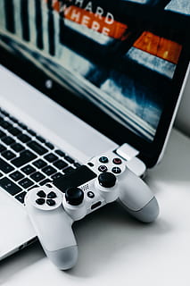 arbejde, hårdt, /, Spille, controller, playstation, computer, bærbar, bokeh, sløring, play station, PS4, gadget, teknologi, tapet, sølv, ren, hvid, tech, workhard overalt, computerskærm, internet, computer tastatur, trådløs teknologi, videospil, pc, udstyr, flydende krystal display, computere, kontrollere, ingen mennesker, meddelelse, computermus, fjernbetjening, elektrisk udstyr, tæt på, forretning, æbledatorer, 4K, CC0, offentligt domæne, royaltyfrie