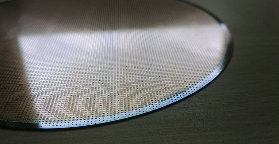 oblia, electrònica, tecnologia, microelectrònica, xip, silici, processador, pissarra, digital, Enginyeria Elèctrica, processament de dades, circuit imprés, primer pla, a l'interior, cap gent, esport, tennis, raqueta, sol objecte, pilota, centrar-se en primer pla, patró, xarxa - equipament esportiu, vista d’angle alt, textura, equipament esportiu, esfera, embolic de cables, taula, raqueta de tennis, natura morta, esport de raqueta, color plata, 4K