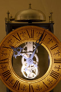 antiguo, cita, reloj, cuenta regresiva, fecha tope, marcar, elegante, oro, horas, medianoche, minutos, numerales, paso, punteros, presión, romano, segundo, brillante, hora, doce, vendimia, viento, , adentro, nadie, de cerca, la cara del reloj, Números romanos, foto de estudio, minutero, arquitectura, historia, número, exactitud, el pasado, color dorado, iluminado, florido, revisando el tiempo, 4K, CC0, dominio público, libre de derechos