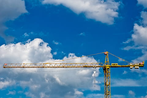 tower crane, cloudy, sky, blue sky, clouds, construction, crane, heavy duty, machine, metal, steel, cloud - sky, construction industry, crane - construction machinery, machinery, low angle view, industry, construction site, blue, nature, day, architecture, no people, development, built structure, construction machinery, outdoors, industrial equipment, cloudscape, construction equipment, 4K, CC0, public domain, royalty free