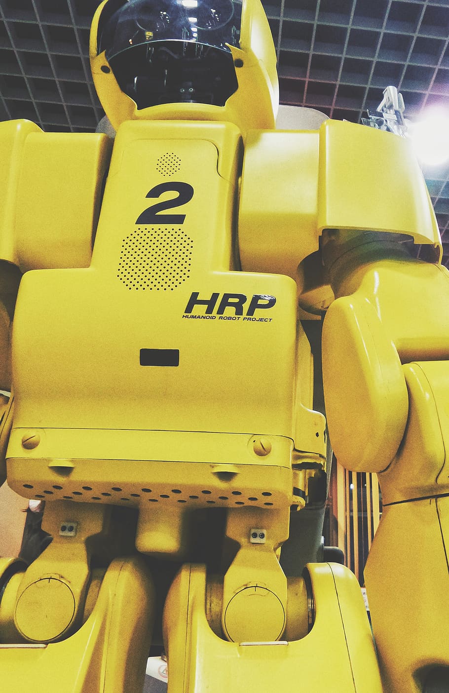 robot, android, hrp, humanoide, cibernètic, futur, biònica, groc, primer pla, tors, articulacions, artificial, intel·ligència, ai, Japó, 知能, ボ ッ ト, ン ド ロ イ ド, 日本, cap gent, a l'interior, comunicació, text, tecnologia, guió occidental, natura morta, maquinària, nombre, vista d’angle alt, salut i medicina, vehicle terrestre, manera de transport, representació humana, representació, transport, dia, automòbil, 4K