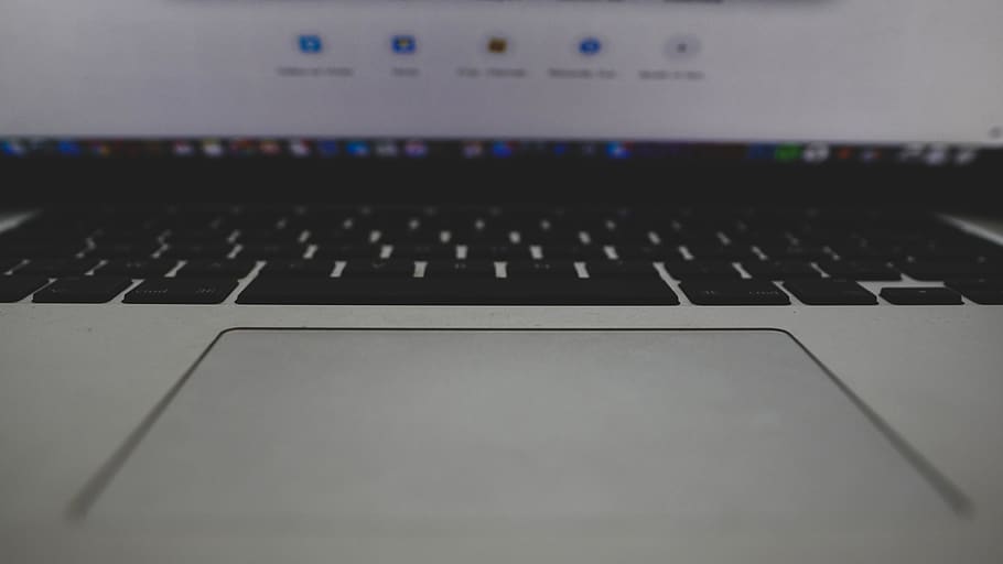 Frankrig, teknologi, computer, trådløs teknologi, bærbar, meddelelse, computerudstyr, forbindelse, computer tastatur, tastatur, tæt på, indendørs, ingen mennesker, selektiv fokusering, sort farve, computer nøgle, computer del, kopiere plads, stilleben, bærbar informationsenhed, 4K