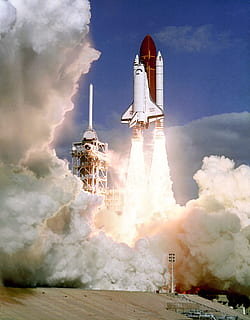 atlantis, espacio, lanzadera, lanzamiento, despegar, transporte, nasa, cielo, nube - cielo, humo - estructura fisica, exterior del edificio, estructura construida, arquitectura, naturaleza, torre, cohete, nadie, día, exploración espacial, al aire libre, vehículo de viaje espacial, la contaminación del aire, industria, contaminación, ambiente, faro, 2K, CC0, dominio público, libre de derechos