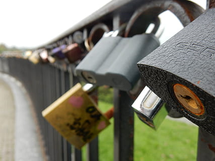 padlock, padlocks, simetric, focus, lock, metal, security, close-up, safety, railing, focus on foreground, protection, day, no people, hanging, love, love lock, belief, outdoors, positive emotion, architecture, fence, selective focus, 4K, CC0, public domain, royalty free