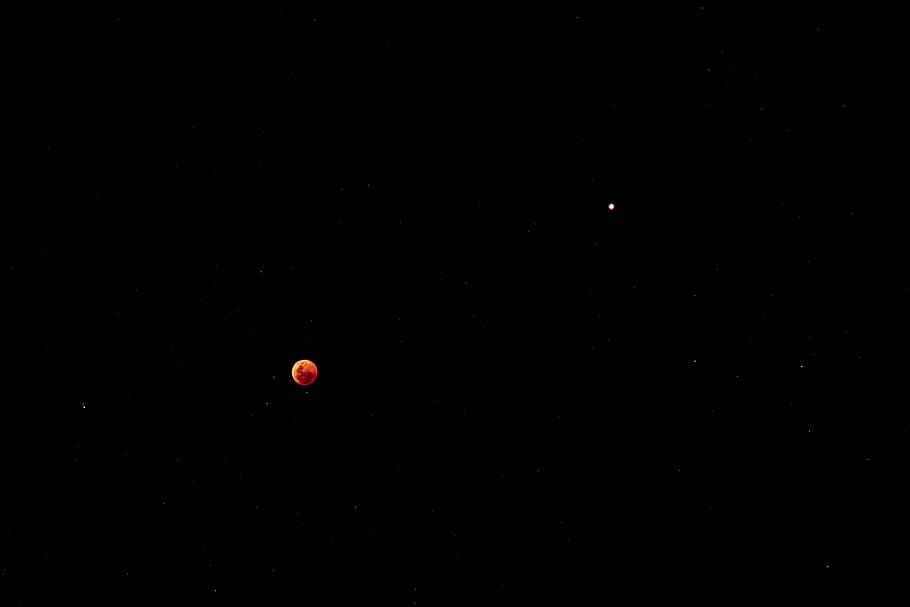 måneformørkelse, måne, nat, Sydafrika, cape town, plads, himmel, astronomi, univers, ydre rum, udendørs, rød, mørk, sort baggrund, orange, planet, blod, astro, mars, stjerner, formørkelse, kopiere plads, ingen mennesker, skønhed i naturen, natur, lav vinkel visning, ro, scenics - natur, ballon, rolig scene, idyllisk, form, kærlighed, studio skud, 5K