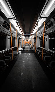 negre, gris, tren, interior, passadís, transport, vehicle, estació de tren, terminal, metro, cotxe de passatgers, a l'interior, il·luminació, motos aquàtiques, vaixell, autobús, cuirassat, militar, marina, comptador de barres, pub, manera de transport, interior del vehicle, transport públic, transport per ferrocarril, seient del vehicle, seient, absència, tren - vehicle, buit, cap gent, il·luminat, perspectiva decreixent, el camí a seguir, arquitectura, tren interior, viatjar, tren de passatgers, tren de metro, cotxe de ferrocarril, sostre, 8K, CC0, domini públic, lliure de regalies