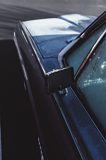 silverbil, rektangulär, sidospegel, bil, transport, fordon, spegel, ljus, strålkastare, varumärke, logotyp, symbol, bilspegel, däck, vindskydd, hantera, emblem, maskin, hjul, bil ratt, musik instrument, gong, motorfordon, transportsätt, landfordon, veteranbil, inget folk, närbild, retro styled, dag, bildörr, fokusera på förgrunden, reflexion, högvinkelvy, metall, glas - material, utomhus, skinande, silverfärgad, 5K, CC0, offentligt domän, royaltyfria