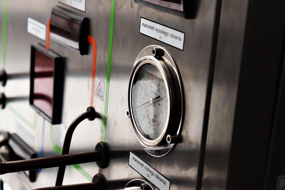 instalatér, automatizace, stroj, manometr, tepelné čerpadlo, obnovitelná energie, stroje, nikdo, detail, strojní část, měřidlo, zařízení, technologie, uvnitř, kov, číslo, paliva a energie, průmysl, spotřebič, továrna, kontrolní panel, selektivní zaměření, nástroj měření, řízení, přeprava, měřidlo - měřicí přístroj, prádelna, zdroj napájení, 5K