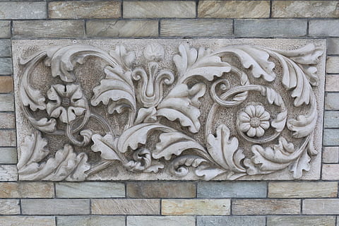 , Kunst og håndværk, kreativitet, håndværk, arkitektur, ingen mennesker, repræsentation, carving - håndværk produkt, mønster, dag, murbygningsfunktion, bygget struktur, skulptur, menneskelig repræsentation, design, historie, fortiden, tæt på, væg, bygning udvendig, bas relief, blomstermønster, udendørs, udskæring, udsmykkede, arkitektur og kunst, vægmaleri, 5K, CC0, offentligt domæne, royaltyfrie