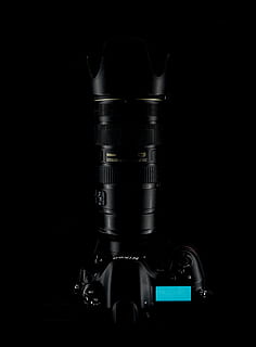 sort, nikon dslr kamera, åbning, kamera, kameralinsen, krom, mørk, dslr kamera, udstyr, fokus, industri, linse, mikrofon, mockup, moderne, monokromatisk, nikon kamera, optik, fotografering, lukker, spotlight, studie, teknologi, ovenfra, zoom, sort baggrund, studio skud, indendørs, tæt på, ingen mennesker, stilleben, metal, maskineri, fotografisk udstyr, fotografering temaer, kopiere plads, videnskab, sort farve, sundhedspleje og medicin, kunstkultur og underholdning, digitalt kamera, 2K, CC0, offentligt domæne, royaltyfrie