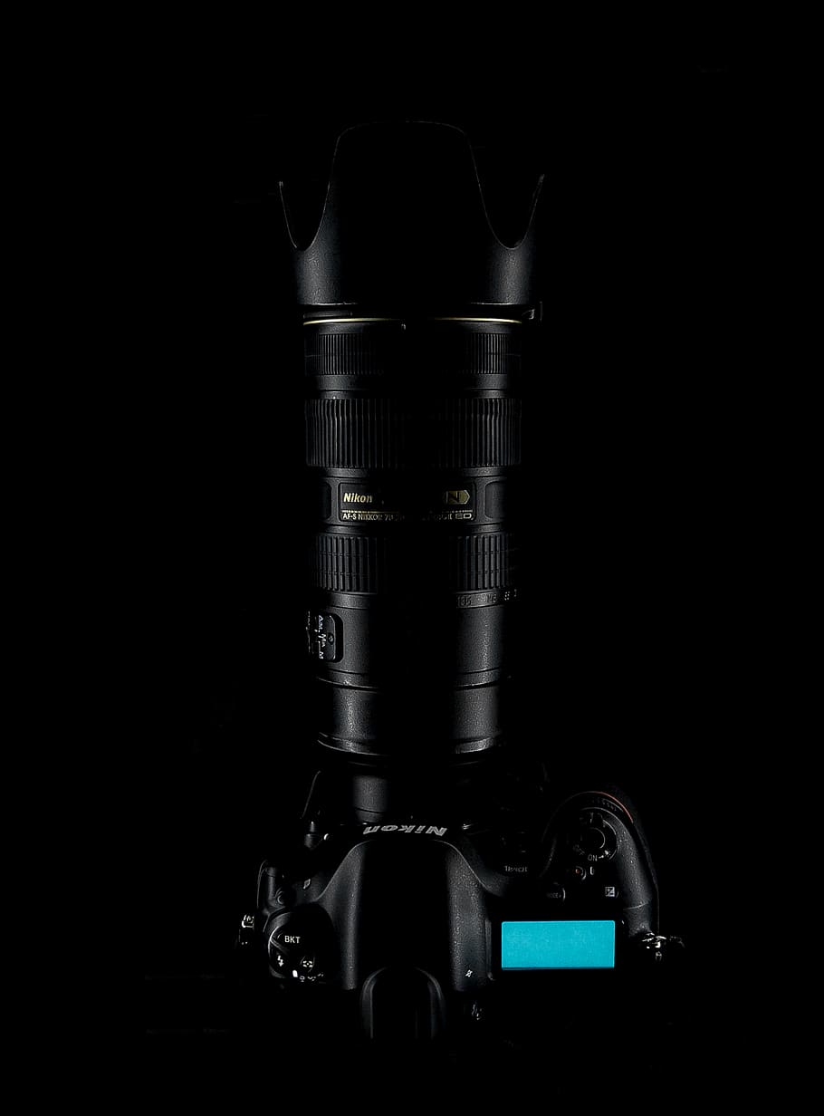 negre, Càmera nikon dslr, obertura, càmera, lent de la càmera, crom, fosc, càmera dslr, equipament, focus, indústria, lent, micròfon, maqueta, modern, monocromàtic, càmera nikon, òptica, fotografia, obturador, punt de mira, estudi, tecnologia, vista superior, zoom, fons negre, tir de l'estudi, a l'interior, primer pla, cap gent, natura morta, metall, maquinària, equip fotogràfic, temes de fotografia, còpia espai, ciència, color negre, salut i medicina, cultura i entreteniment artístic, càmera digital, 2K