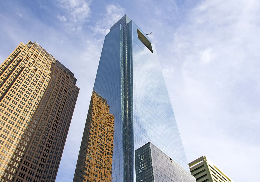 comcast, centre, torre, edifici, Filadèlfia, ciutat, urbà, gratacels, arquitectura, oficina, negocis, centre de la ciutat, exterior de l'edifici, estructura construïda, exterior d’edifici d’oficines, modern, alta - alta, cel, vista d’angle baix, núvol - cel, dia, cap gent, naturalesa, vidre - material, destinacions de viatge, districte financer, a l'aire lliure, 4K