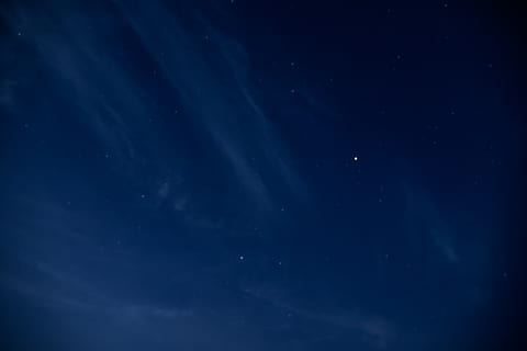 Natur, Himmel, Wolken, Nacht-, Sternbilder, Sterne, Blau, Weiß, Astronomie, Platz, Stern - Raum, Szenen - Natur, keine Leute, Hintergründe, Sternfeld, Star, Ruhe, Galaxis, Schönheit in der Natur, ruhige Szene, wolke - himmel, Flachwinkelansicht, dunkel, Vollbild, 2K, CC0, gemeinfrei, lizenzfrei