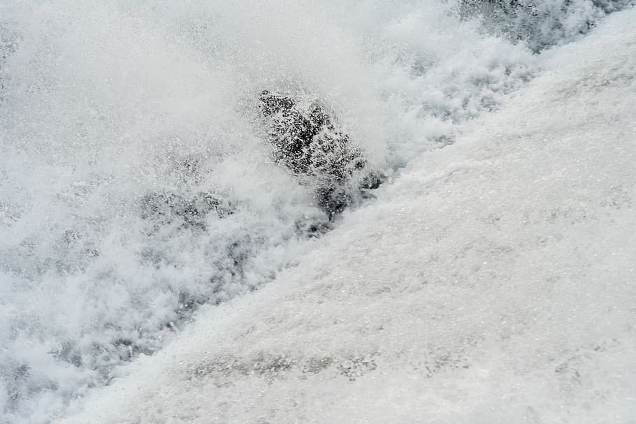 aigua, poder, textura, fons, rock, esprai, escuma, cap gent, bellesa a la natura, Color blanc, naturalesa, moviment, dia, neu, mar, escenics - natura, vista d’angle alt, hivern, temperatura de fred, esport, esport aquàtic, terra, onada, a l'aire lliure, poder a la natura, trencament, 5K