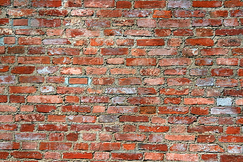 maons, maó, paret, fons, vermell, vell, blanc, marró, pis, pedra, urbà, superfície, naufragis, fons de pantalla, ciment, aspre, brut, quadrat, vista, construït, obsoleta, tints, pintura, nivell, renaixement, concret, maçoneria, envelliment, trencat, textura, grungy, arquitectura, estuc, guix, antiguitat, vintage, grunge, patró, esquerdat, paret de maó, resistent, estructura, rovellat, bloc, material, marc complet, estructura construïda, funció de construcció de parets, cap gent, dia, a l'aire lliure, material de construcció, exterior de l'edifici, efecte texturat, 2K, CC0, domini públic, lliure de regalies