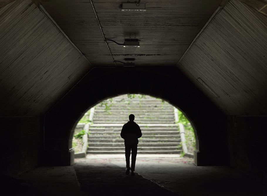 muž, stojící, uvnitř, tunel, centrální park, město, Spojené státy, osoba, architektura, park, kroky, oblouk, New York, schodiště, urba, městský, ulice, silueta, jedna osoba, plná délka, zpětný pohled, den, podsvícený, temný, stavba, směr, samota, přeprava, světlo na konci tunelu, cesta vpřed, odchodu, rozjímání, 4K