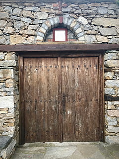 Grecia, Monte Athos, legno - materiale, architettura, Entrata, porta, struttura costruita, chiuso, nessuno, giorno, esterno dell'edificio, caratteristica della parete, parete, muro di pietra, vecchio, costruzione, Casa, sicurezza, all'aperto, intemperie, portone, mattone, 4K, CC0, dominio pubblico, privo di copyright