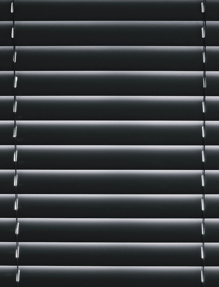 tapparelle chiuse, sfondi, modello, fotogramma intero, nessuno, in casa, avvicinamento, persiane, metallo, grigio, sicurezza, ripetizione, strutturato, protezione, di fila, giorno, copia spazio, scala, finestra, architettura, color argento, 2K