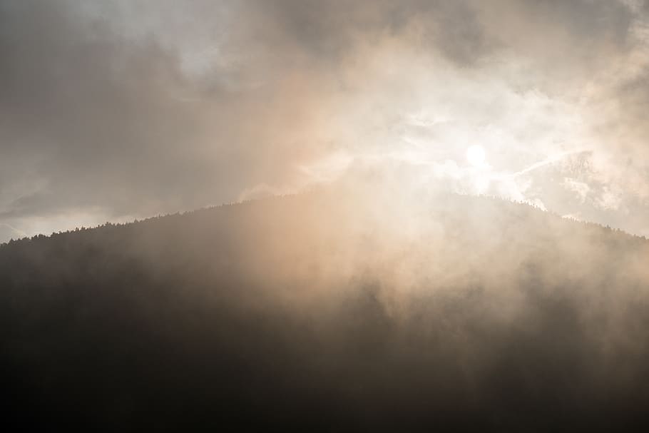 boira, posta de sol, muntanya, núvols, passar per alt, Carolina del Nord, Tennessee, sol, ennuvolat, tardes, vetllades, núvol - cel, cel, escenics - natura, bellesa a la natura, naturalesa, tranquil·litat, cap gent, a l'aire lliure, dia, tempesta, medi ambient, cloudscape, llum solar, núvol, fons, vista d’angle baix, idíl·lic, escena tranquil·la, meteorologia, 8K