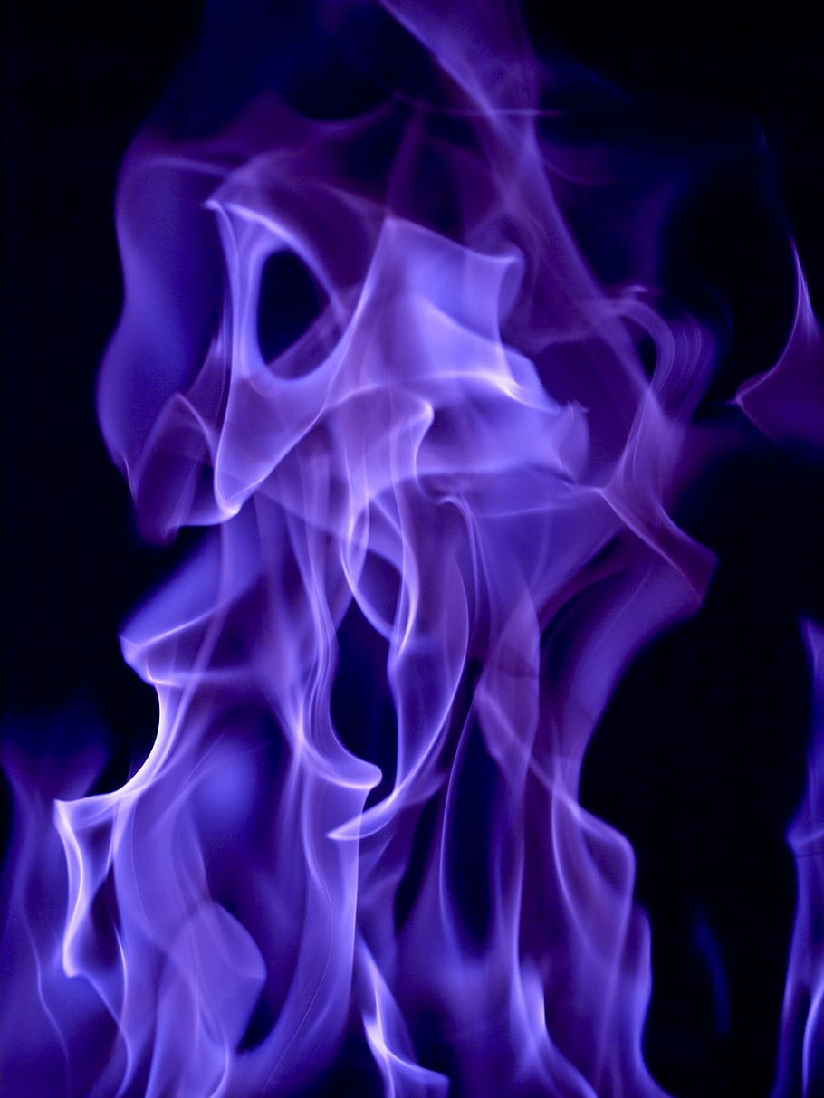 flames, parpelleig, foc, cremant, estudiar, energia, brillant, colorit, il·luminació, calor, brillar, flamarada, dissenys, formes, calenta, blau, primer pla, moviment, fons negre, patró, cap gent, tir de l'estudi, fum - estructura física, a l'interior, resum, naturalesa, remolí, encens, flama, religió, corba, fragilitat, sol objecte, textura, canvi de forma, porpra, lluminositat, 2K