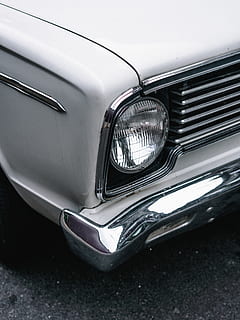 fordonets strålkastare, bil, bil-, stötfångare, krom, klassisk, fender, strålkastare, metallisk, gammal bil, retro, skinande, rostfri, transport, transportsystem, fordon, årgång, veteranbil, motorfordon, transportsätt, landfordon, retro styled, metall, rikedom, inget folk, närbild, dag, metall galler, rutnät, utomhus, lyx, galler, fordonsljus, silverfärgad, 5K, CC0, offentligt domän, royaltyfria