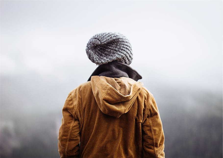 gent, barret, toque, jaqueta, roba, vista del darrere, cintura cap amunt, boira, una persona, adult, roba calenta, hivern, de peu, centrar-se en primer pla, dia, naturalesa, abric, roba casual, còpia espai, a l'aire lliure, campana, caputxa - roba, 1080P