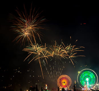 Austrálie, canberra, noc, svítí, umělecká kultura a zábava, ohňostroj, pohyb, událost, oslava, vybuchující, řeřavý, dlouhé expozice, architektura, ohňostroj - člověk dělal objekt, vícebarevné, nebe, světlo, rozmazaný pohyb, nikdo, venku, Příroda, jiskry, Jasný, noční život, 2K, CC0, veřejná doména, bez autorských práv