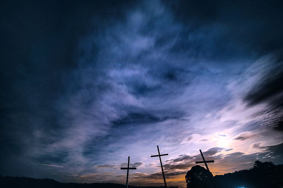 leve, Páscoa, estrela cadente, noite, Estrela, nuvens, céu, Deus, Jesus, Cruz, nuvem - céu, silhueta, céu dramático, scenics - natureza, meio Ambiente, beleza na natureza, tecnologia, ninguém, natureza, comunicação, visão de baixo ângulo, por do sol, céu mal-humorado, ao ar livre, geração de combustível e energia, estrela - espaço, conexão, poder na natureza, Sombrio, 5K