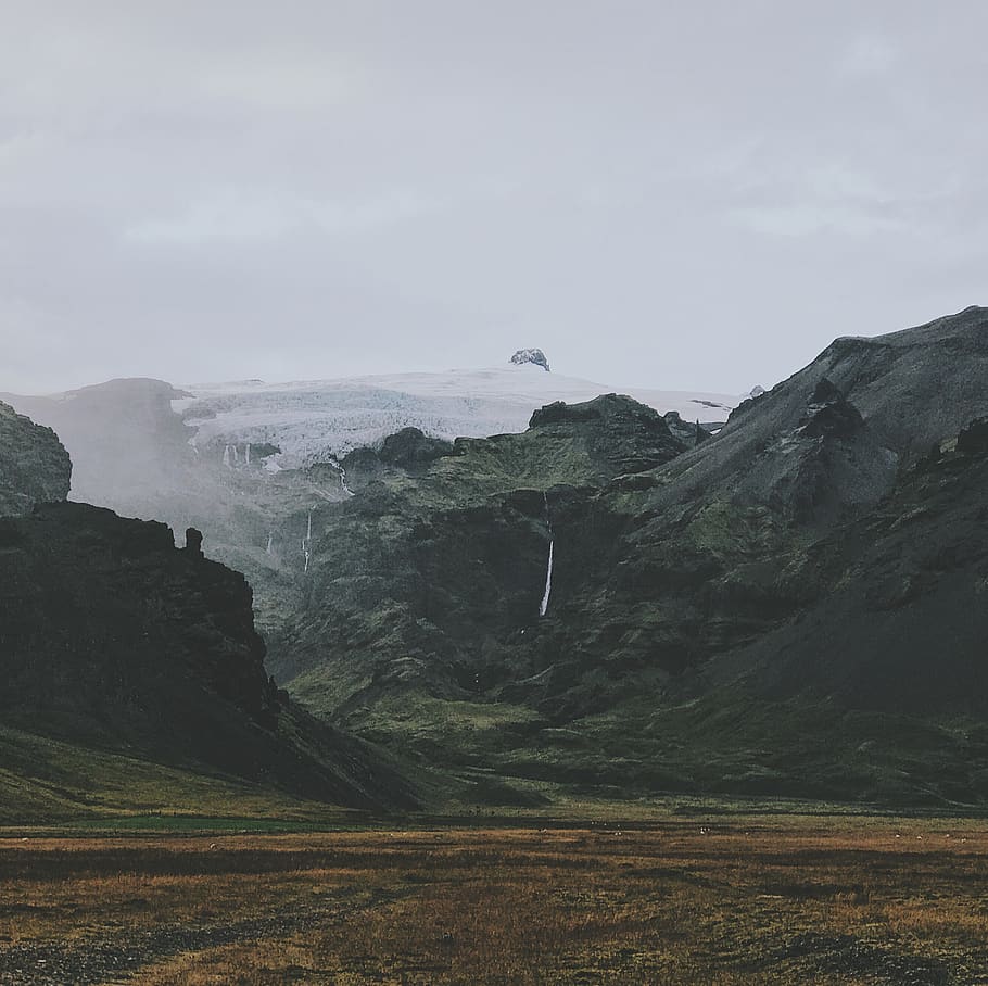marró, camp, muntanya, naturalesa, a l'aire lliure, Serra, altiplà, Islandia, þjóðvegur, pic, penya-segat, pendent, paisatge, vall, carretera, promontori, mesa, terra, habitatge, edifici, cel, bellesa a la natura, escenics - natura, escena tranquil·la, medi ambient, tranquil·litat, núvol - cel, escena no urbana, cap gent, dia, idíl·lic, rock, boira, 2K