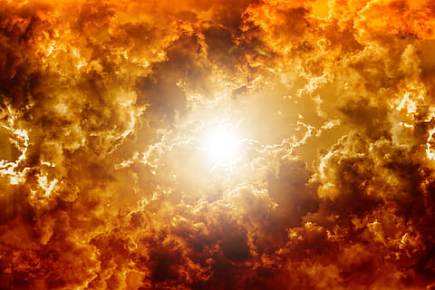 cel, núvols, formen núvols, núvols de cúmuls, temps, tempesta, sol, factura, sembla, raigs, bonic, enorme, cel de la nit, brillant, celestial, divina, fantasia, núvol - cel, color taronja, bellesa a la natura, naturalesa, fons, llum solar, cloudscape, posta de sol, raig de sol, cel dramàtic, groc, cap gent, escenics - natura, idíl·lic, atmosfera, medi ambient, a l'aire lliure, fons abstractes, resum, lluminós, 5K, CC0, domini públic, lliure de regalies